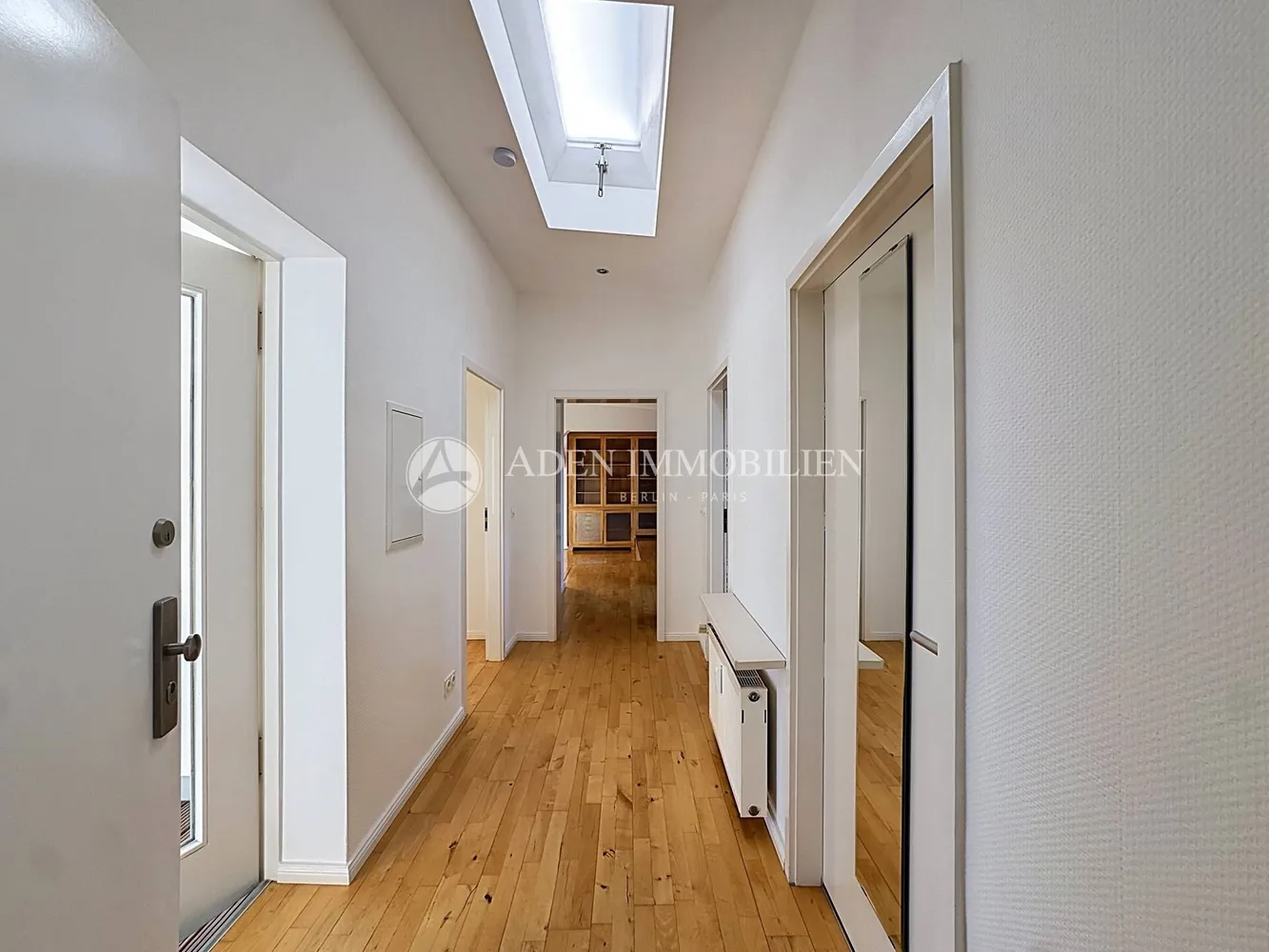 4 Zimmer Wohnung mit 127 m² in Berlin – Bild 2