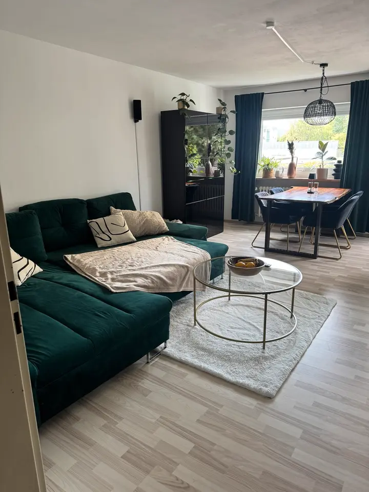 2 Zimmer Wohnung mit 75 m² in Regensburg – Bild 2