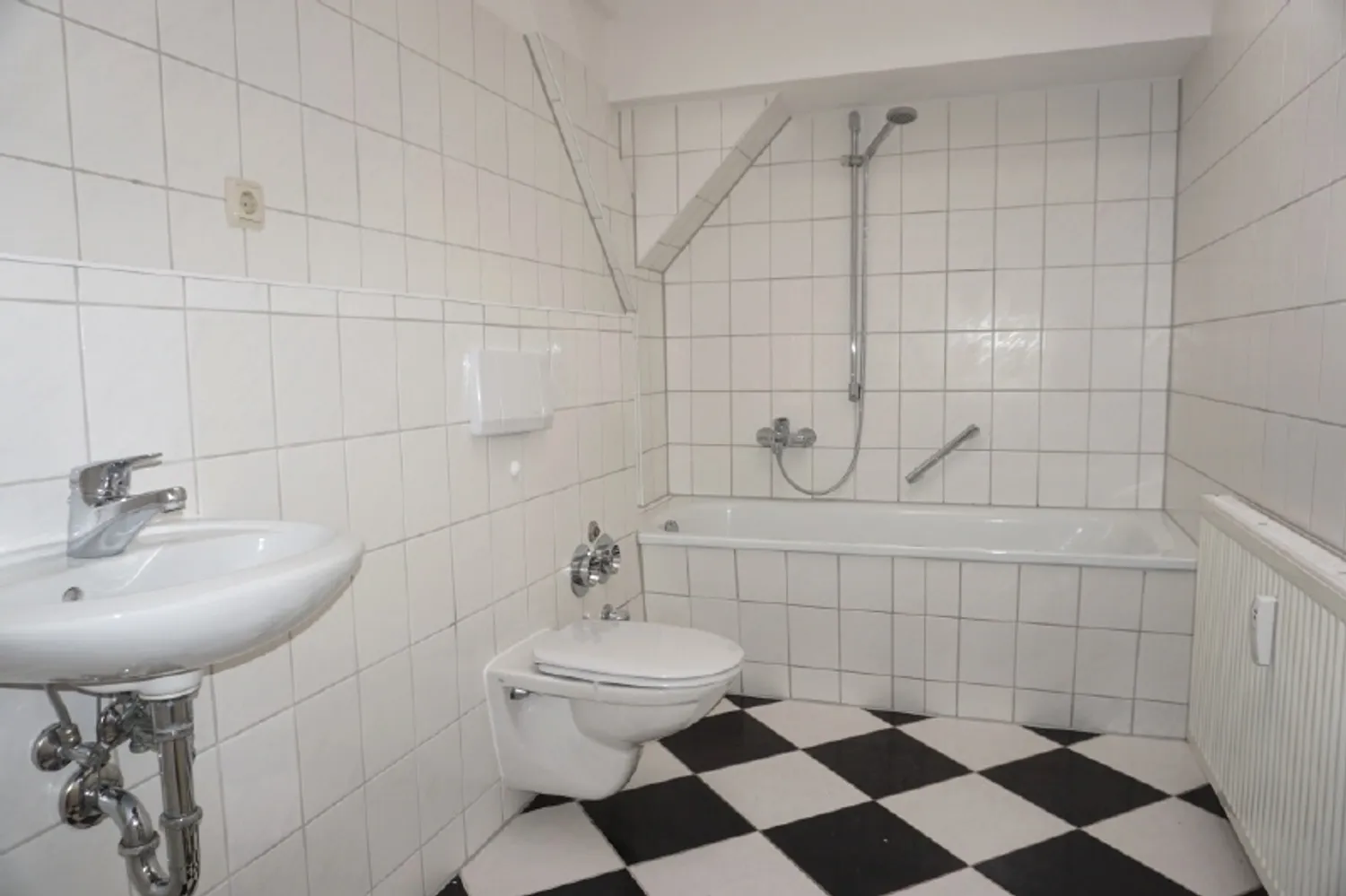 3 Zimmer Wohnung mit 72 m² in Dresden – Bild 3