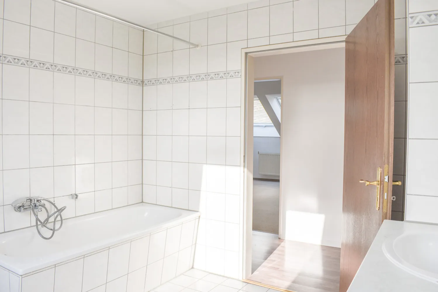 3 Zimmer Wohnung mit 74 m² in Plauen – Bild 6