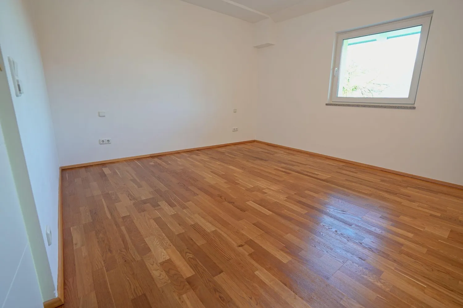 4 Zimmer Wohnung mit 147 m² in München – Bild 12