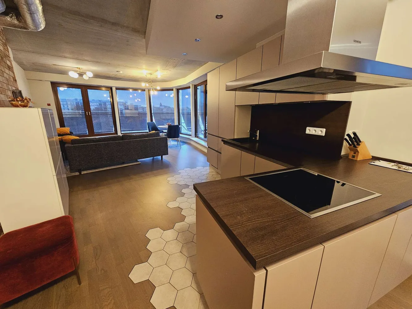 3 Zimmer Wohnung mit 110 m² in Berlin – Bild 2