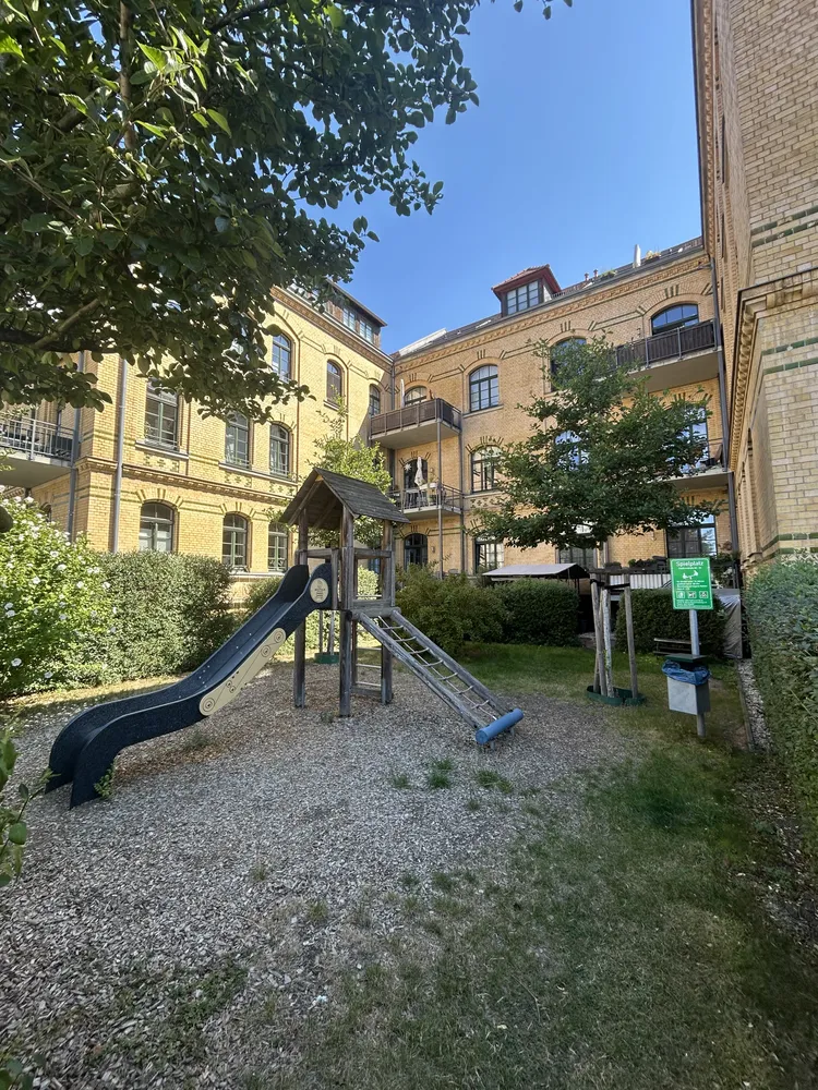 5 Zimmer Wohnung mit 169 m² in Leipzig – Bild 1