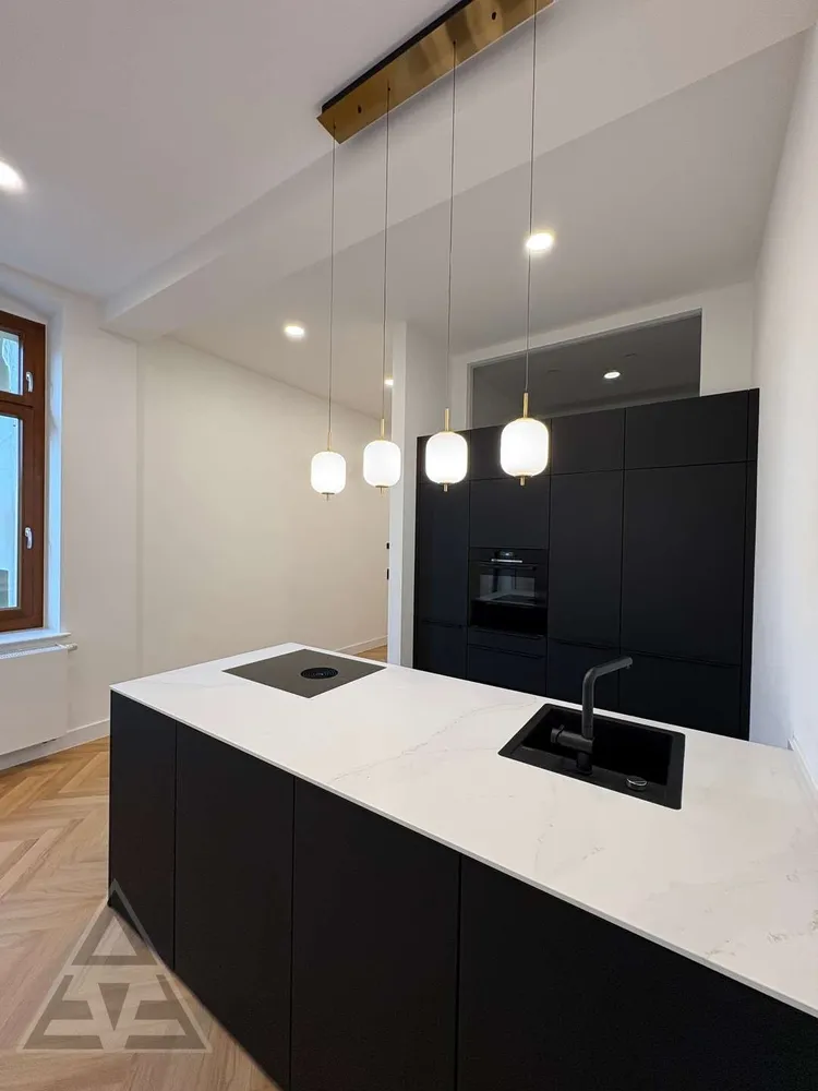 2 Zimmer Wohnung mit 75 m² in Düsseldorf – Bild 5