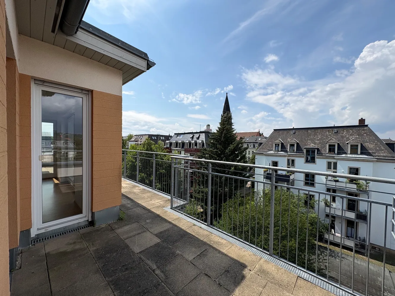 2 Zimmer Wohnung mit 71 m² in Dresden – Bild 11