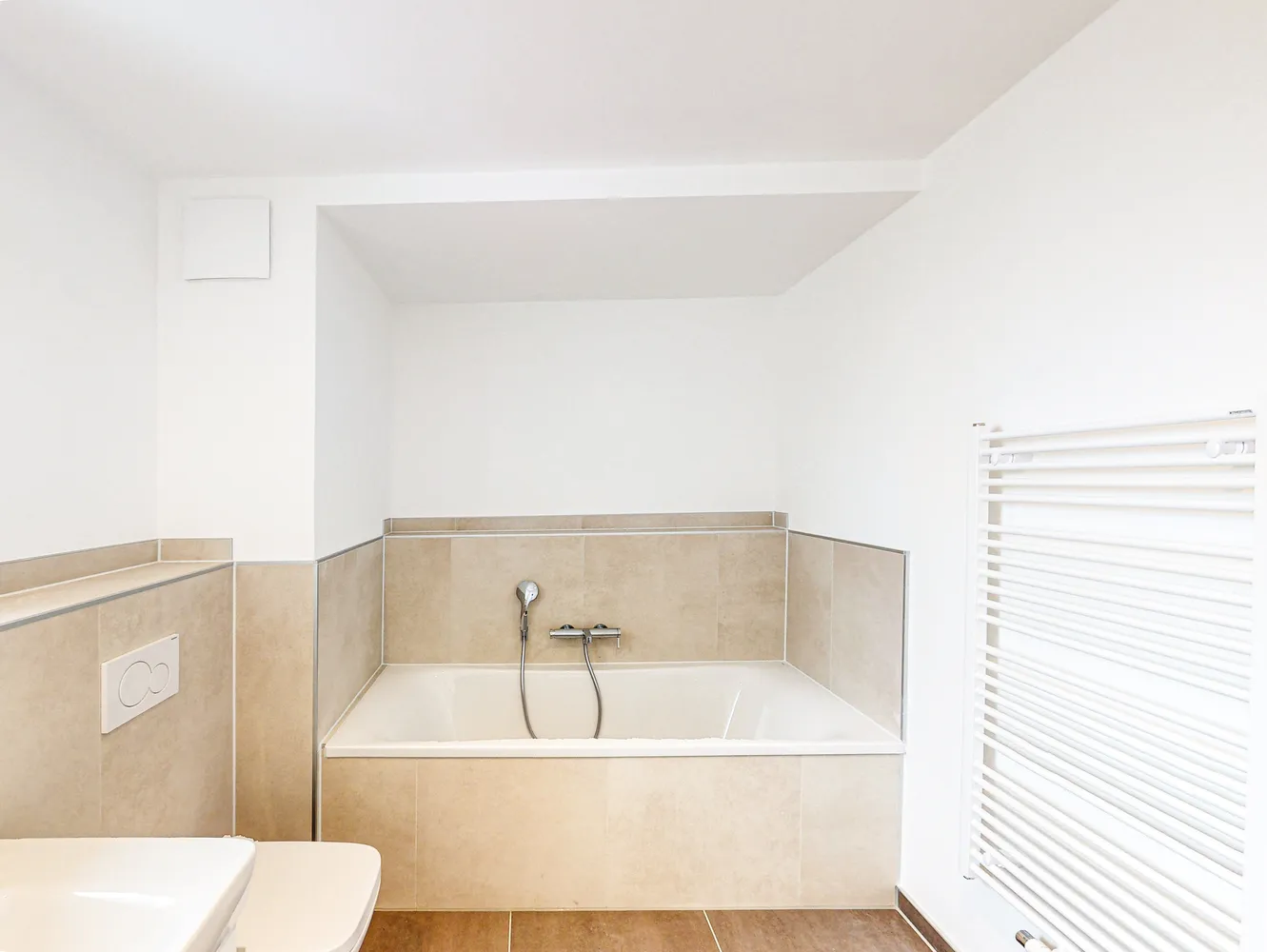 2 Zimmer Wohnung mit 86 m² in Berlin – Bild 9