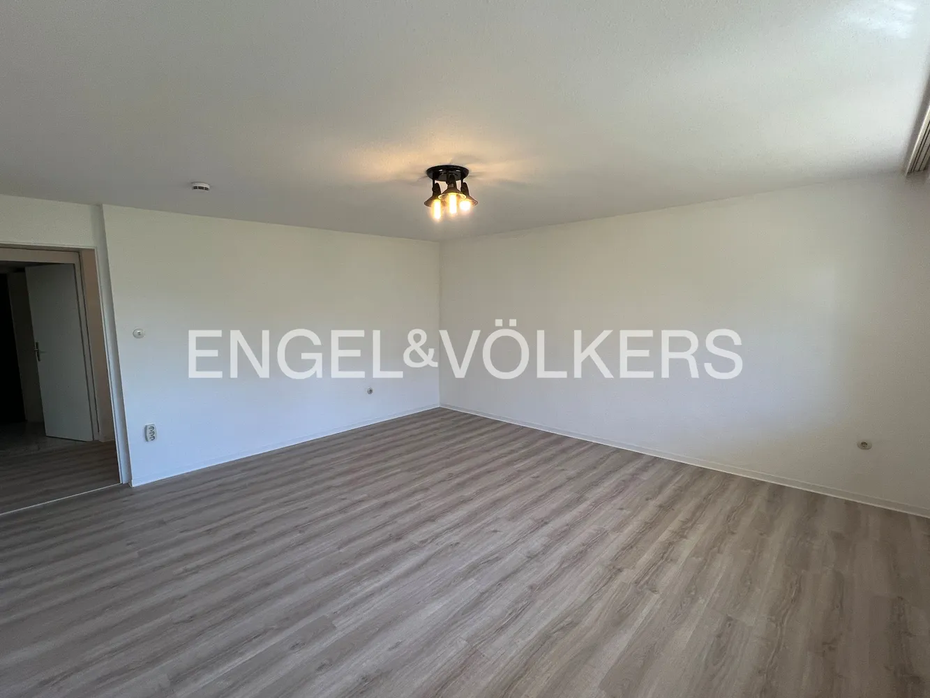 1 Zimmer Wohnung mit 30 m² in Stuttgart – Bild 3