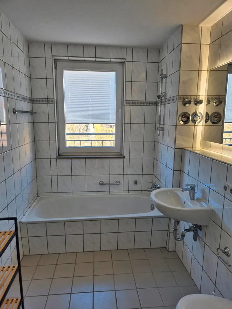 2 room apartment with 65 m² in Halle (Saale) – Photo 12