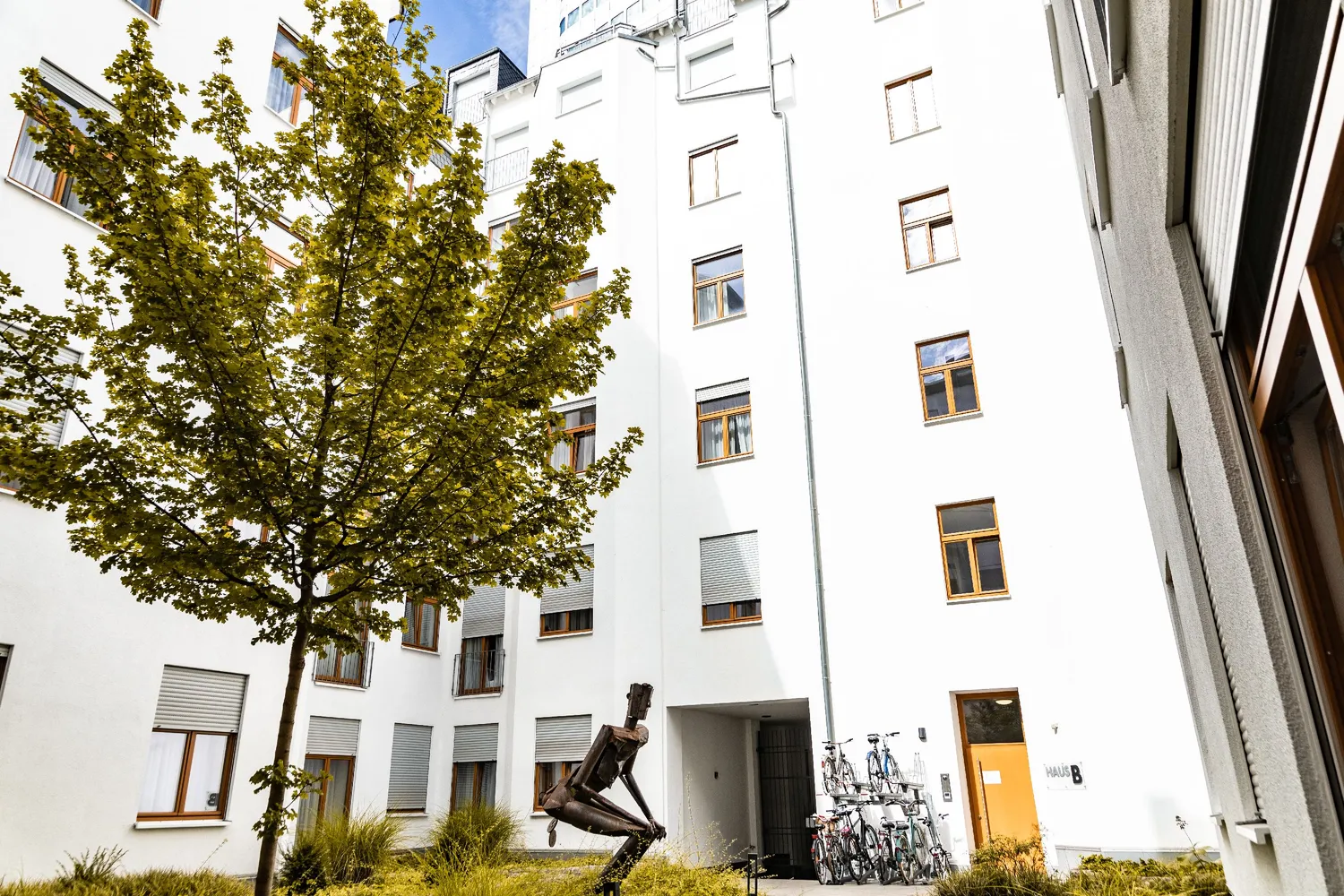 2 Zimmer Wohnung mit 73 m² in Frankfurt am Main – Bild 4