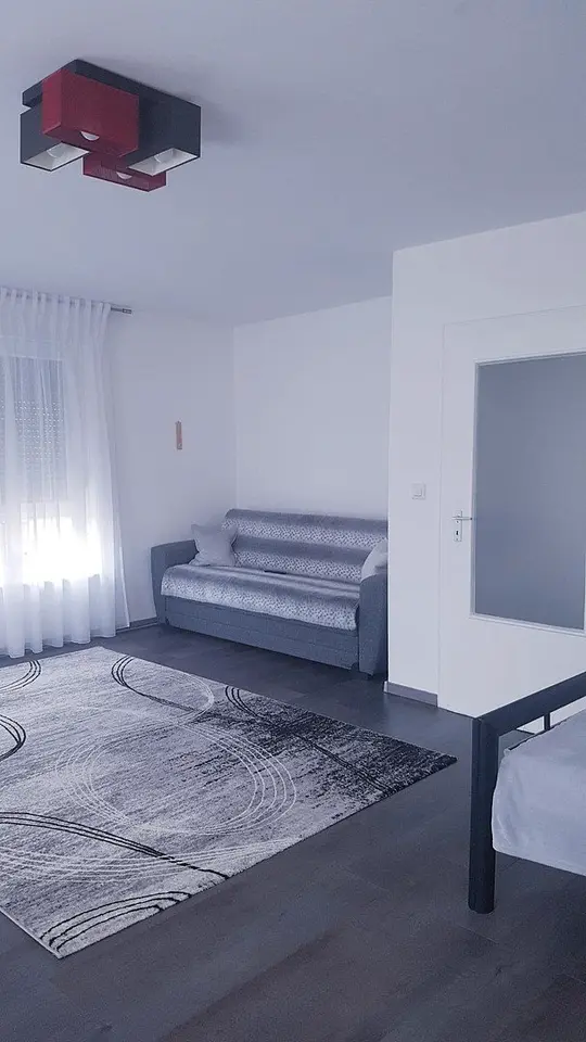 2 Zimmer Wohnung mit 46 m² in Krefeld – Bild 2