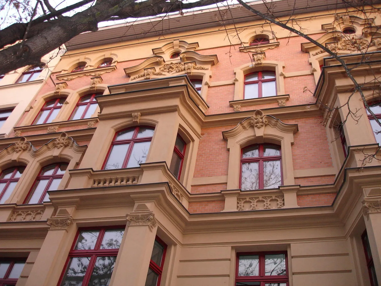 2 room apartment with 50 m² in Magdeburg – Photo 1