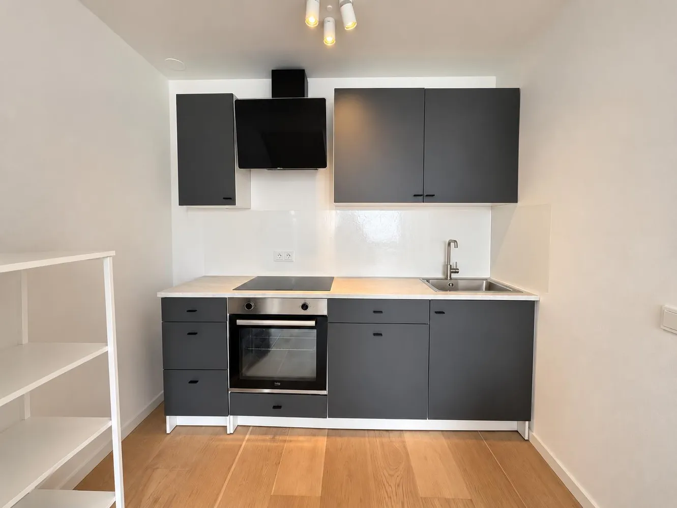 2 Zimmer Wohnung mit 60 m² in Düsseldorf – Bild 3