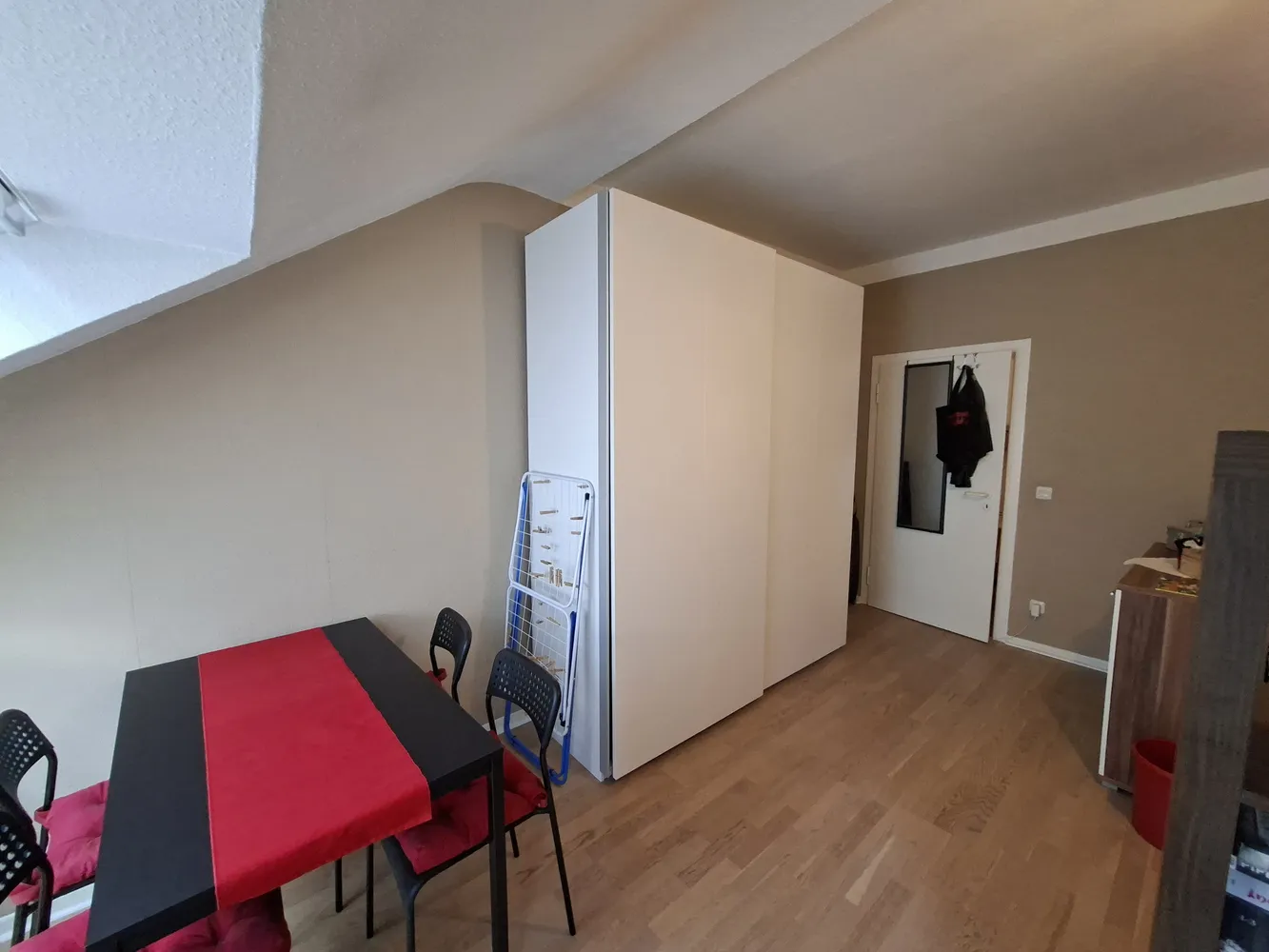 1 Zimmer Wohnung mit 44 m² in Düsseldorf – Bild 2