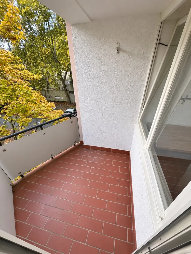 1 Zimmer Wohnung mit 30 m² in Frankfurt am Main – Bild 6