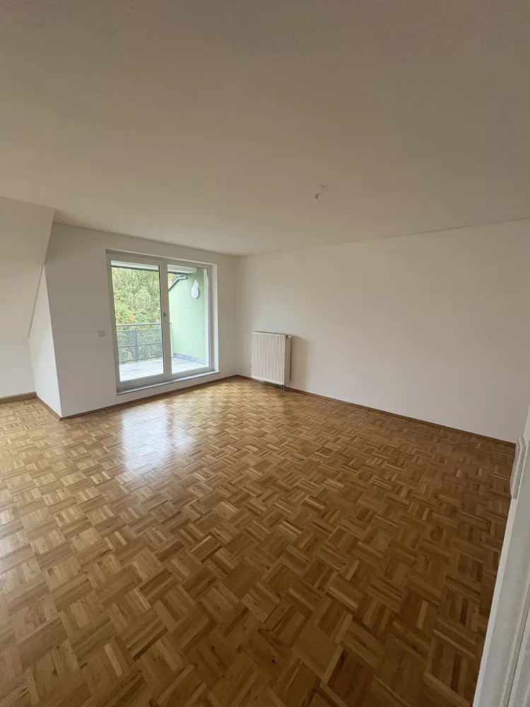 2 room apartment with 71 m² in Berlin – Photo 2