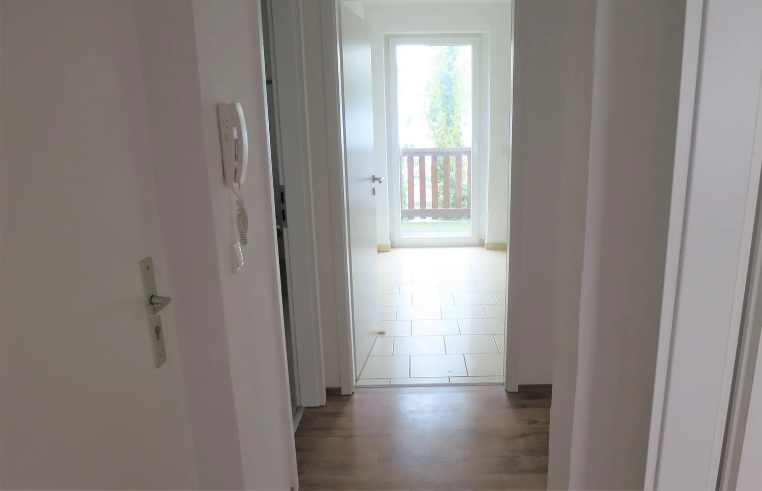 2 Zimmer Wohnung mit 54 m² in Magdeburg – Bild 2