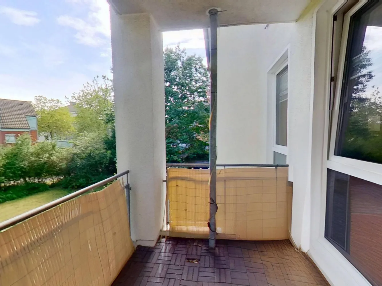 2 Zimmer Wohnung mit 56 m² in Düsseldorf – Bild 2