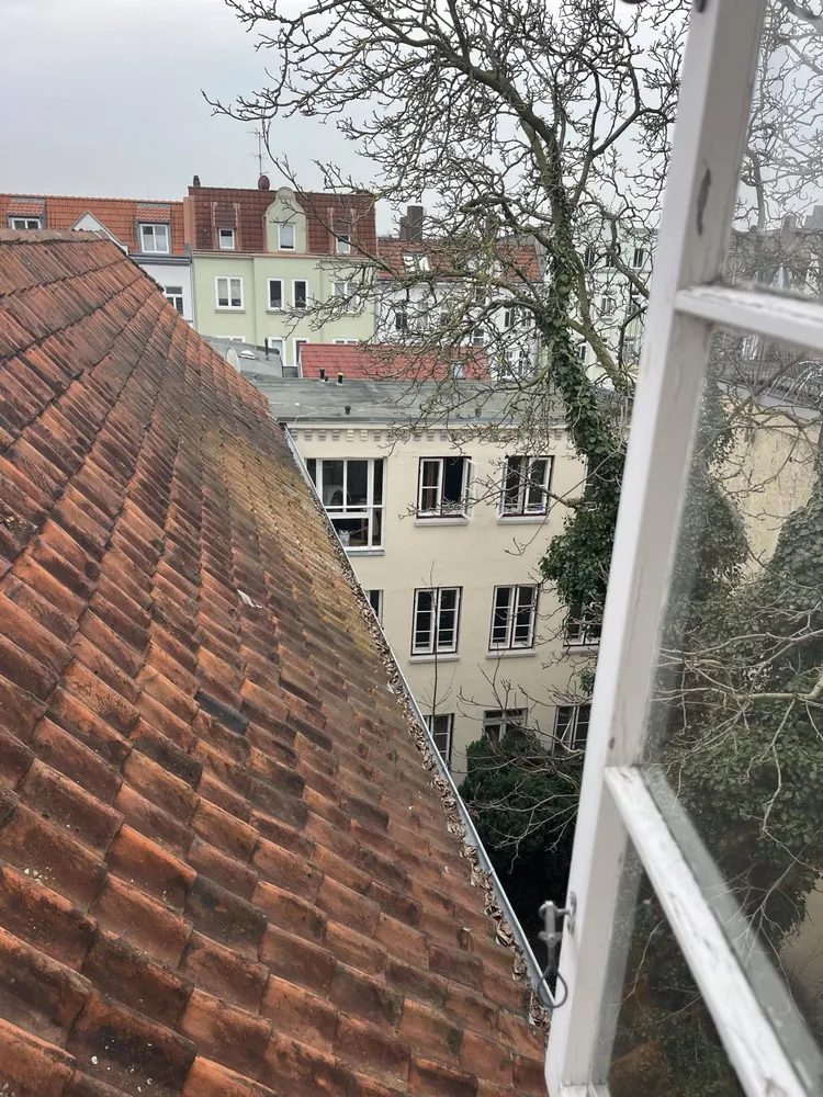 2 Zimmer Wohnung mit 60 m² in Lübeck – Bild 2
