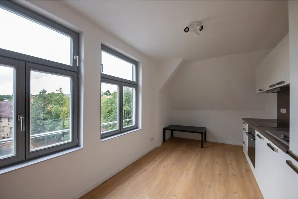 5 Zimmer Wohnung mit 155 m² in Schmalkalden – Bild 2