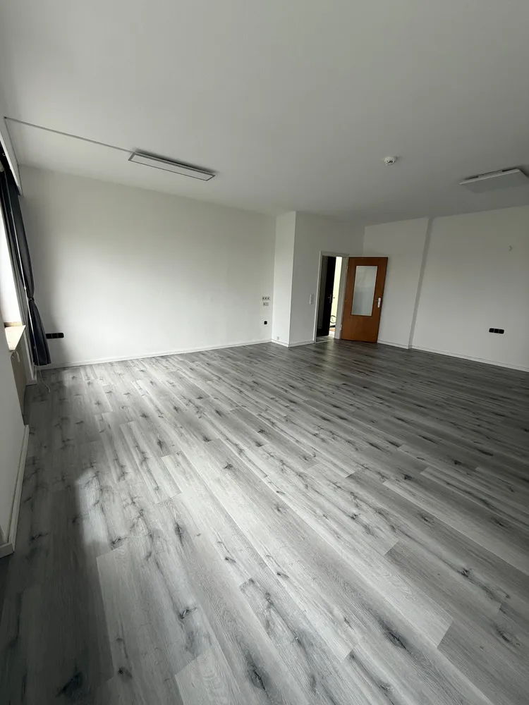 4 Zimmer Wohnung mit 114 m² in Aachen – Bild 2