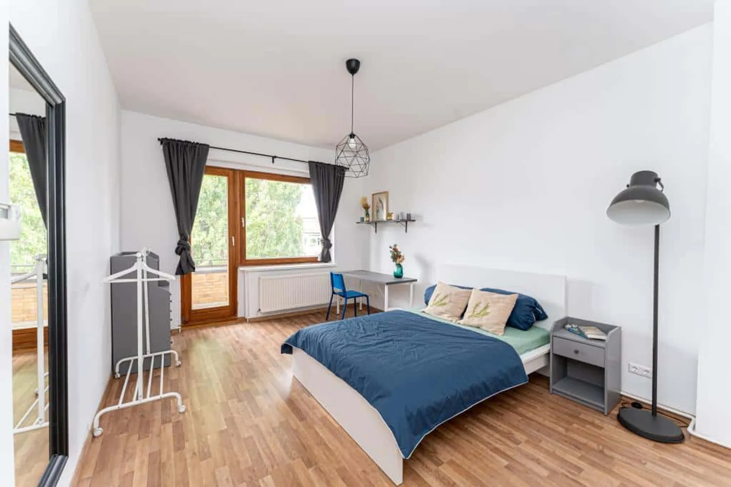 Shared room with 19 m² in Berlin – Photo 3