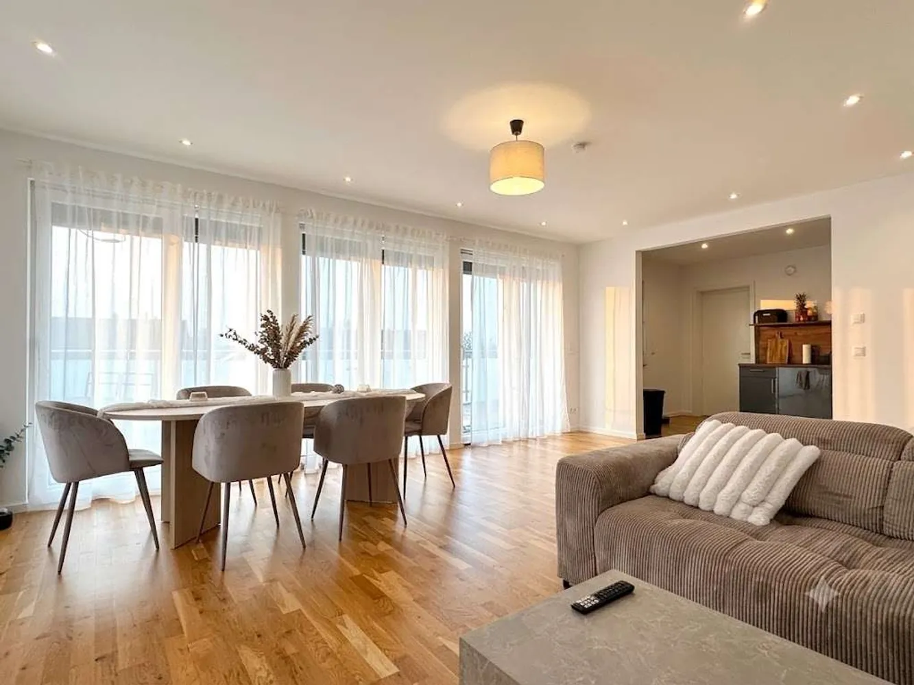 2 Zimmer Wohnung mit 125 m² in Garbsen – Bild 7