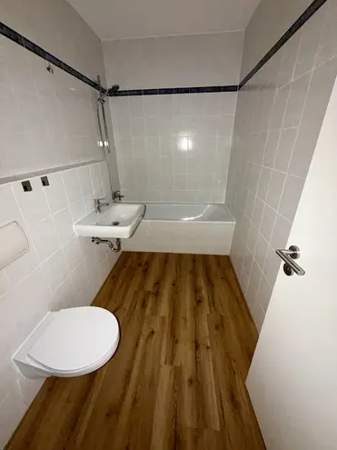 3 Zimmer Wohnung mit 87 m² in Magdeburg – Bild 3