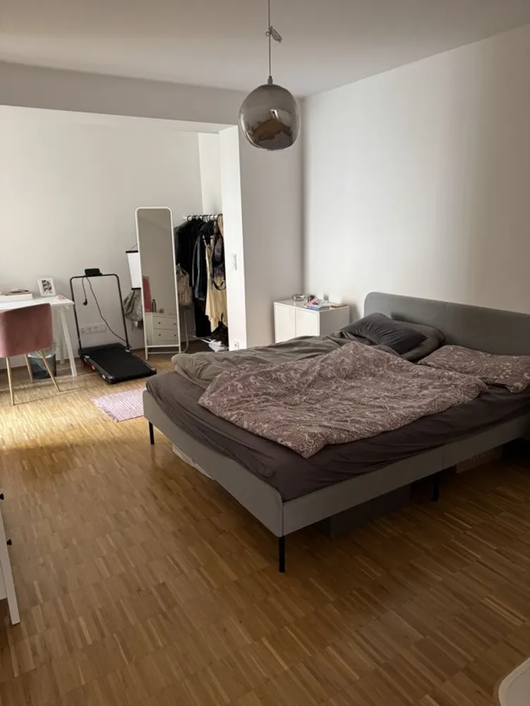 3 Zimmer Wohnung mit 75 m² in München – Bild 4
