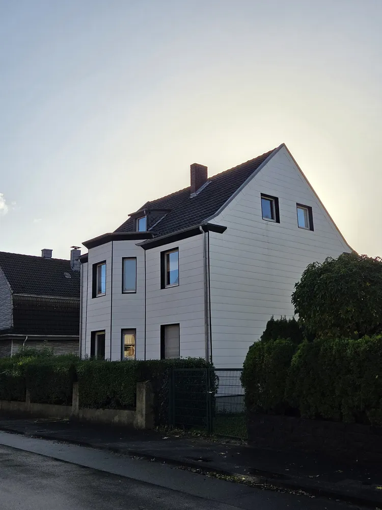 8 Zimmer Haus mit 208 m² in Duisburg – Bild 3