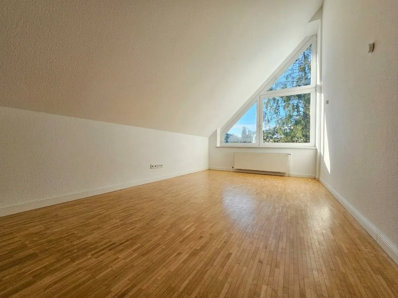 5 Zimmer Wohnung mit 107 m² in Hamburg – Bild 5