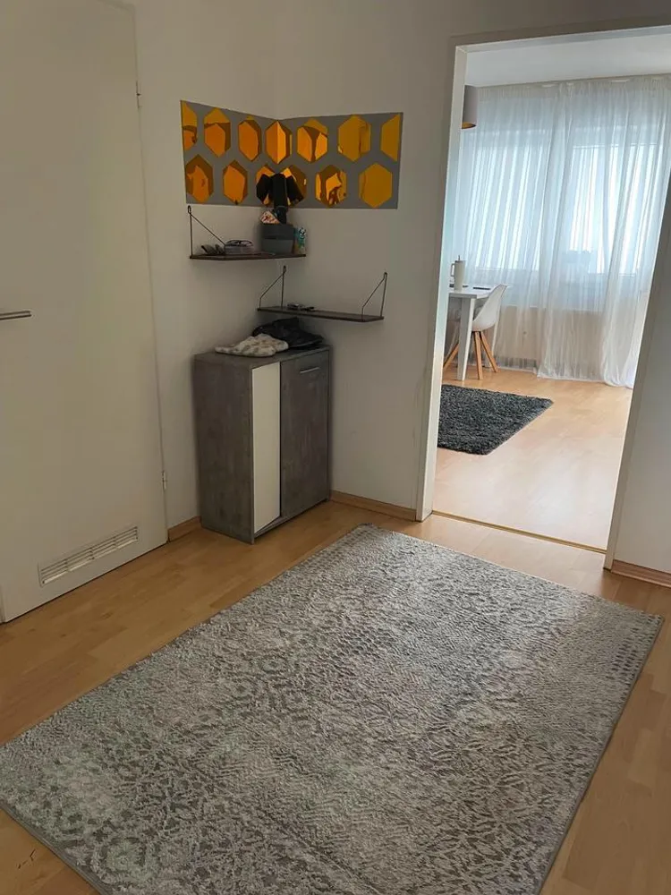 2 Zimmer Wohnung mit 60 m² in München – Bild 4