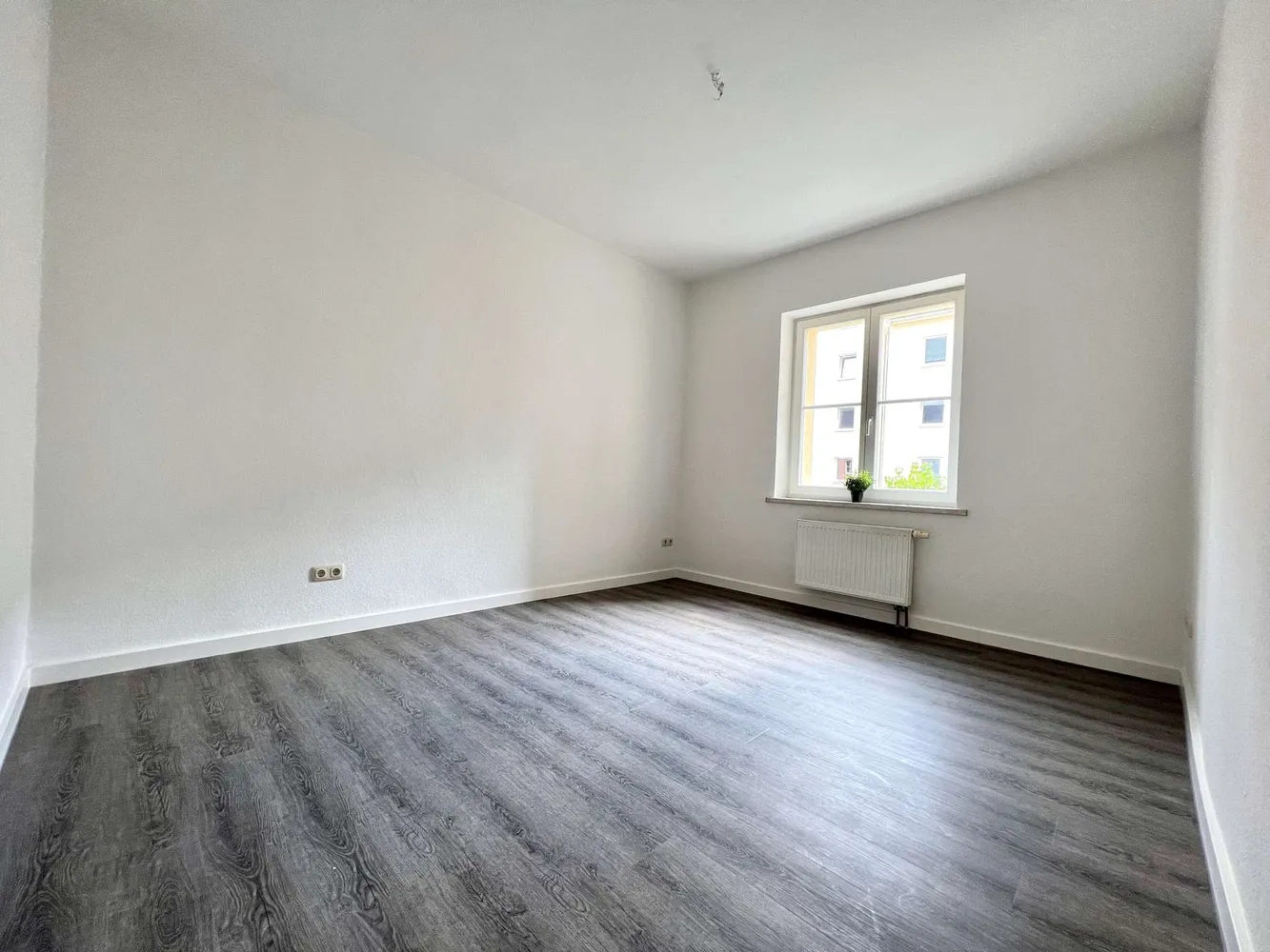 3 Zimmer Wohnung mit 82 m² in Chemnitz – Bild 1