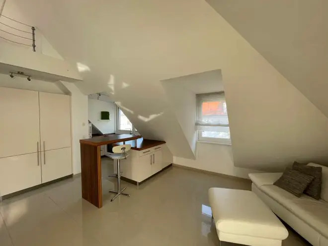 4 Zimmer Wohnung mit 104 m² in München – Bild 3