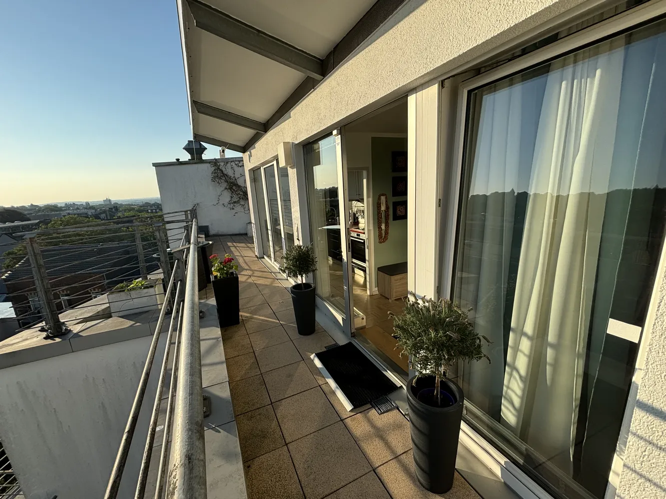 2 Zimmer Wohnung mit 99 m² in Aachen – Bild 2