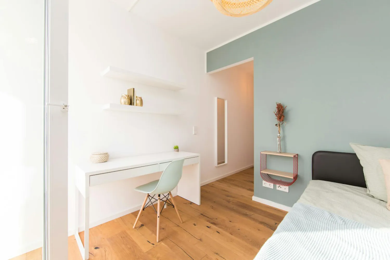 Shared room with 13 m² in Berlin – Photo 3