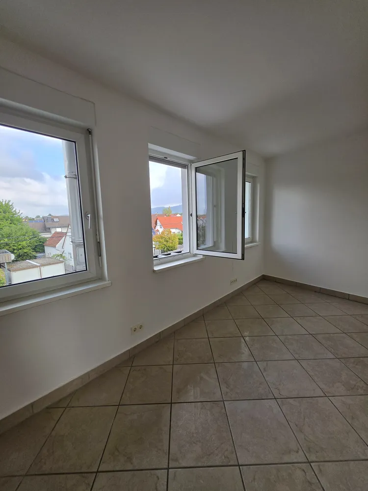 3 Zimmer Wohnung mit 95 m² in Weinheim – Bild 3