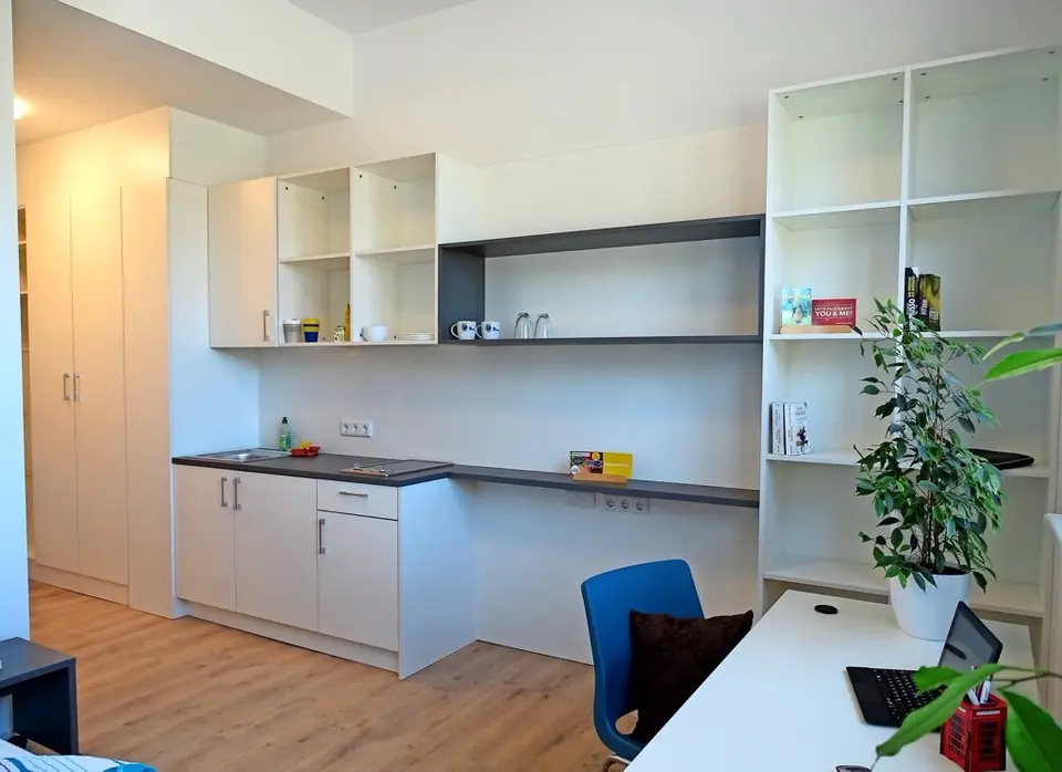 2 Zimmer Wohnung mit 28 m² in Hannover – Bild 2