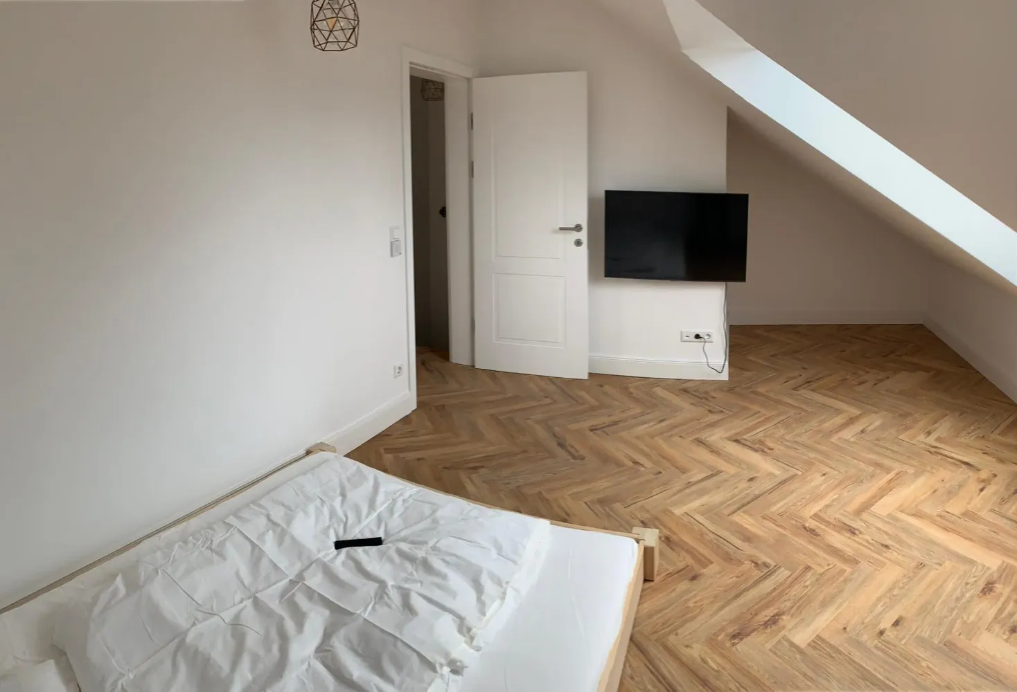 WG-Zimmer in Frankfurt am Main – Bild 1