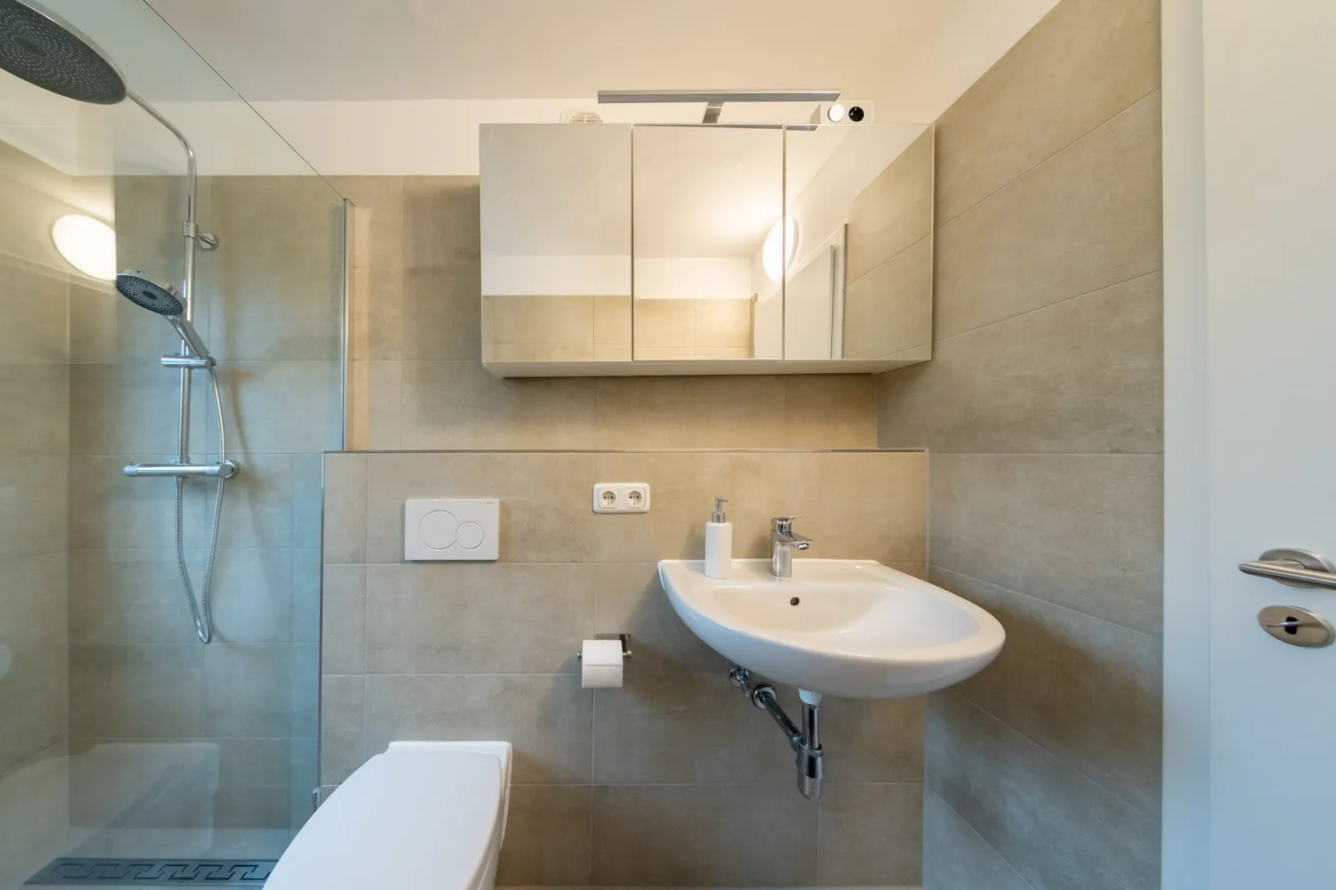 Shared room with 19 m² in Frankfurt am Main – Photo 10