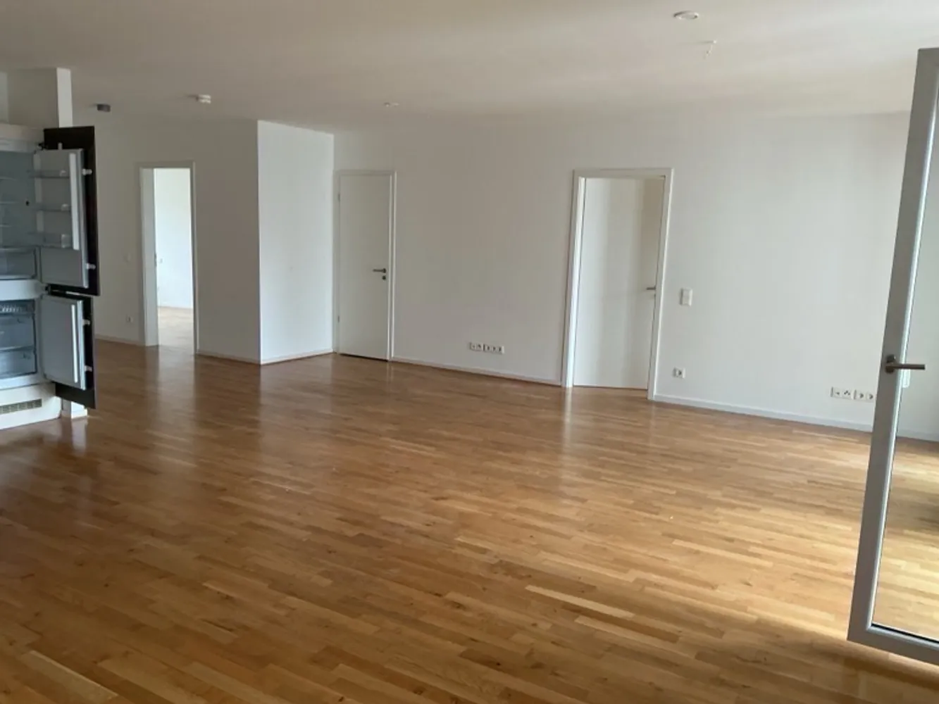 5 Zimmer Wohnung mit 128 m² in Berlin – Bild 2