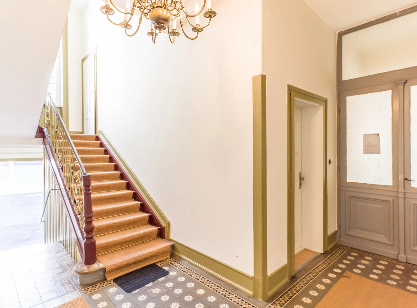 5 Zimmer Wohnung mit 120 m² in Wiesbaden – Bild 11