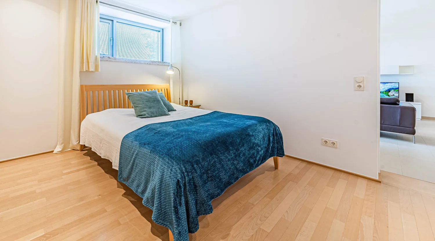 2 room apartment with 65 m² in Frankfurt am Main – Photo 4