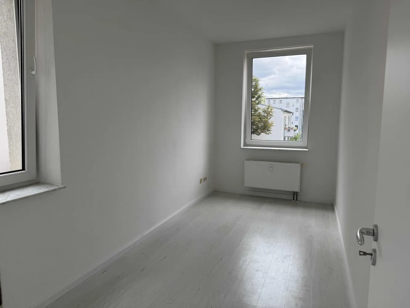 4 Zimmer Wohnung mit 92 m² in Halle (Saale) – Bild 4