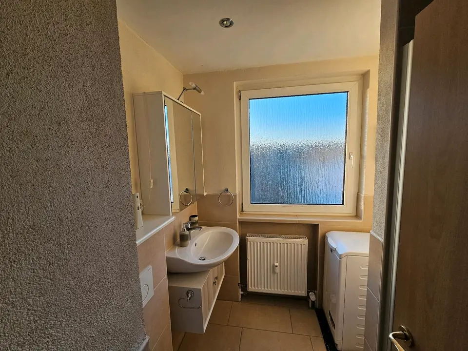 2 Zimmer Wohnung mit 40 m² in Erlangen – Bild 4