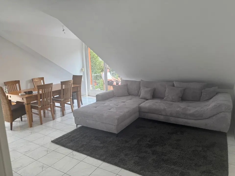 4 Zimmer Wohnung mit 85 m² in Saarbrücken – Bild 1