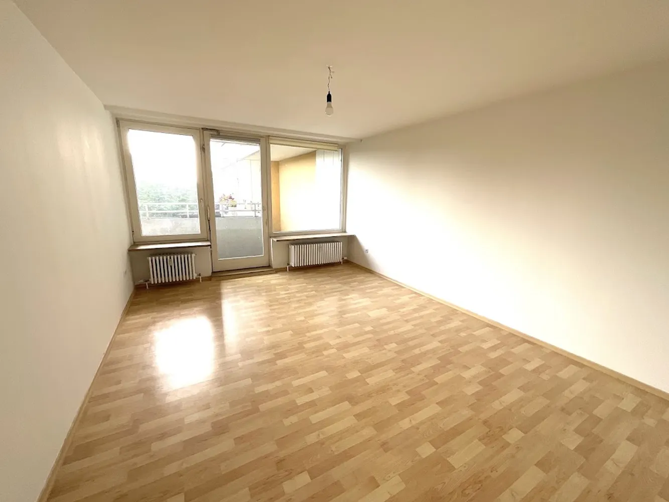 3 Zimmer Wohnung mit 81 m² in Nürnberg – Bild 2