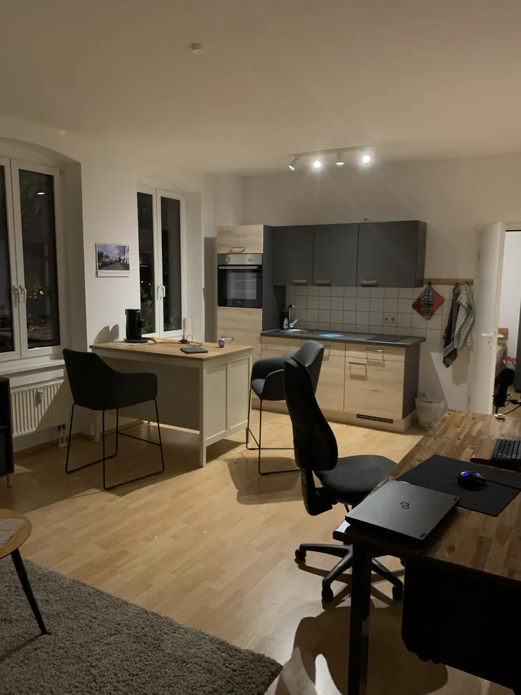 2 Zimmer Wohnung mit 43 m² in Erfurt – Bild 1