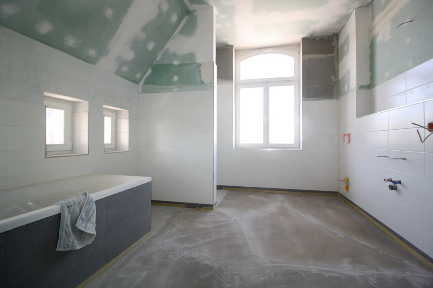 3 Zimmer Wohnung mit 115 m² in Merseburg – Bild 3