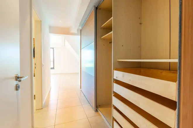 3 Zimmer Wohnung mit 120 m² in Köln – Bild 6