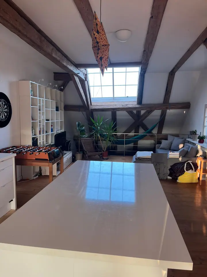 4 Zimmer Wohnung mit 220 m² in Ravensburg – Bild 1